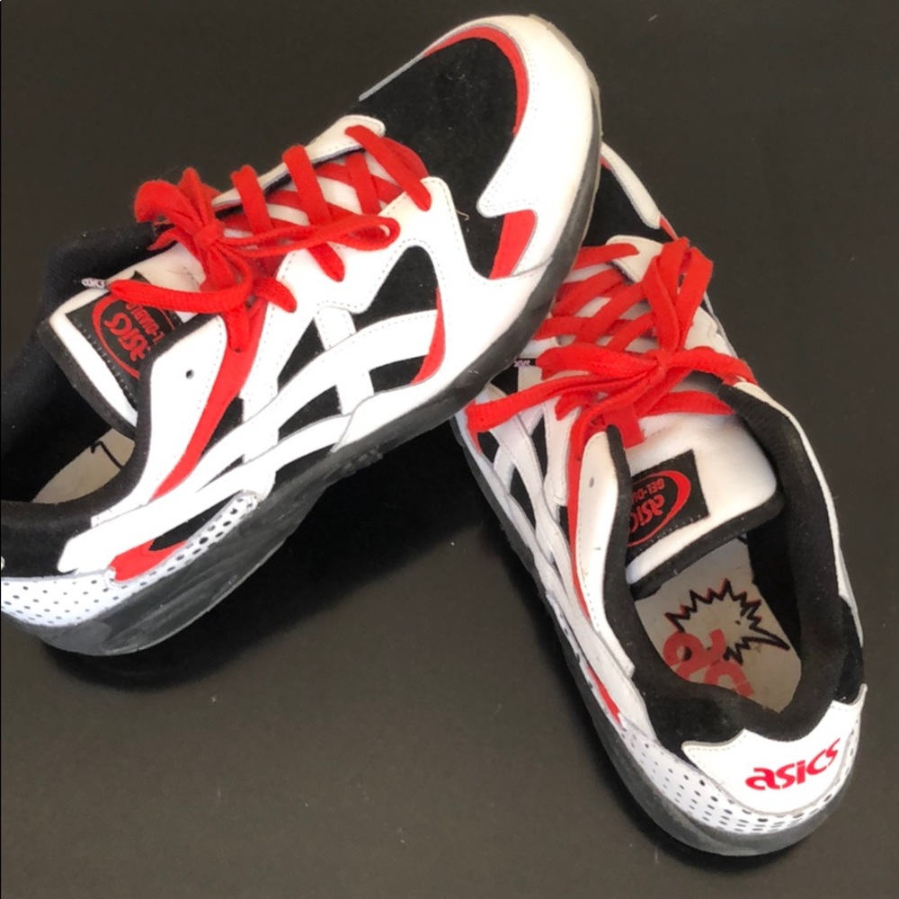 Asics - Picture 2 of 3